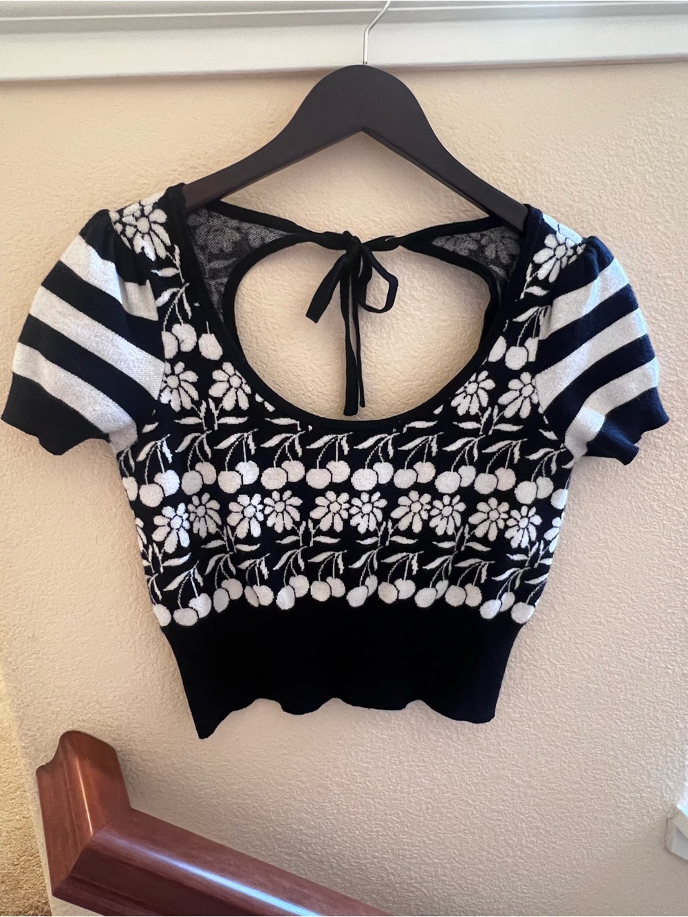 Maeve Anthropologie Cherry Floral Knit Crop Top